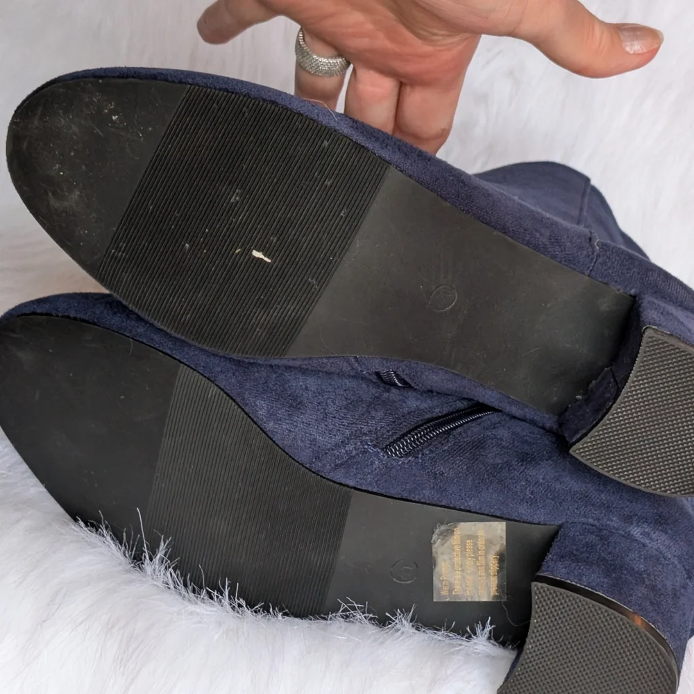 Camssoo Booties - Picture 16 of 16